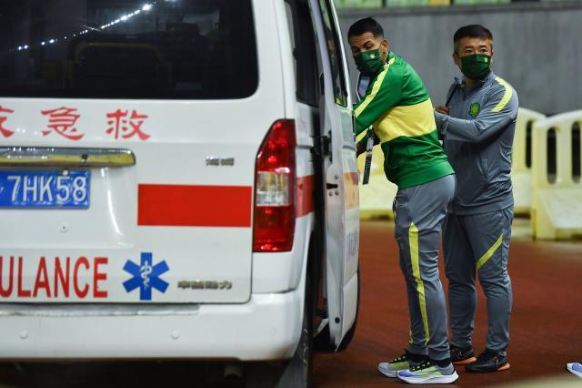 德州扑克在线娱乐-奥古难回比埃拉又伤了！国安失双核比利奇更头疼